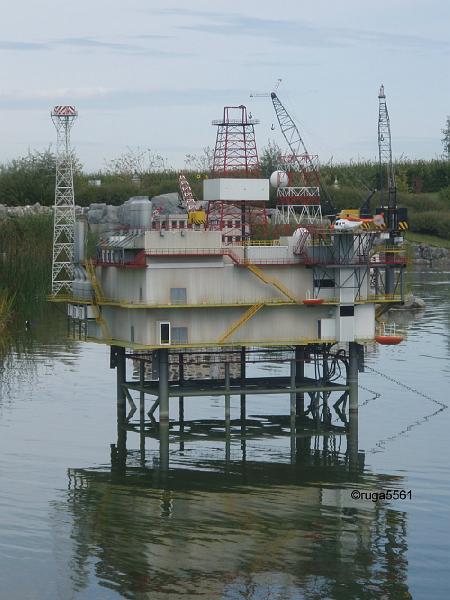 Offshore Bohrinsel.jpg